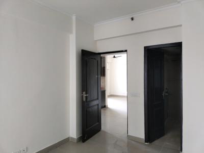 Bedroom Image of 1350 Sq.ft 3 BHK Apartment / Flat for rent in Gardenia Glory, Sector 46 Noida for Rs. 31000