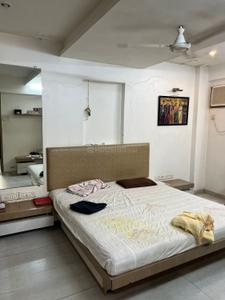 Bedroom Image of 750 Sq.ft 1 BHK Apartment / Flat for rent in Shiv Shaila Apartments, Worli Mumbai for Rs. 85000