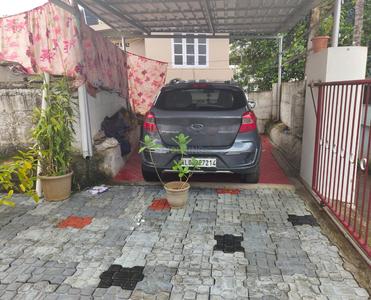 Image of 5000 Sq.ft 2 BHK Independent House for sale in Sasthamangalam, Thiruvananthapuram for Rs. 5400000
