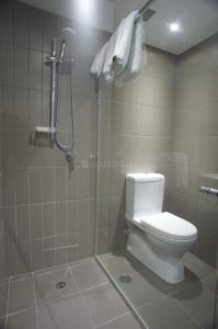 Bathroom Image of 6600 Sq.ft 9 BHK Apartment / Flat for sale in Satguru Sanskar, Bandra West Mumbai for Rs. 420000000