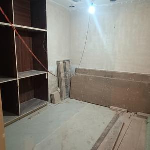 Bedroom Image of 1050 Sq.ft 3 BHK Apartment / Flat for sale in Shalimar Bagh New Delhi for Rs. 20000000