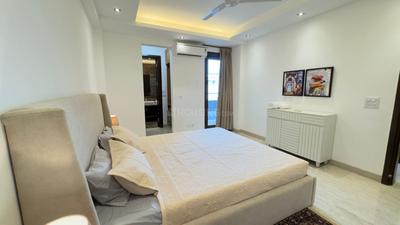 Bedroom Image of 2925 Sq.ft 4 BHK Builder Floor for rent in Hauz Khas New Delhi for Rs. 330000