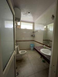 Bathroom Image of 1800 Sq.ft 3 BHK Builder Floor for sale in Green Park New Delhi for Rs. 45000000