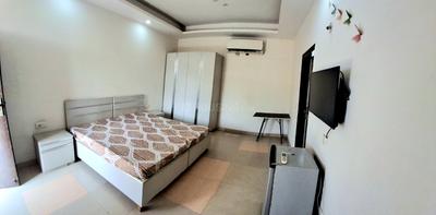 Bedroom Image of Stay Calm and Cool girls PG in Sector 28, Gurgaon