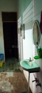 Bathroom Image of 999 Sq.ft 6 BHK Independent House for sale in Sarsol Aligarh for Rs. 6000000