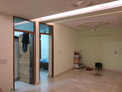 Living Room Image of 900 Sq.ft 2 BHK Builder Floor for sale in Mayur Vihar Phase 1 New Delhi for Rs. 6500000