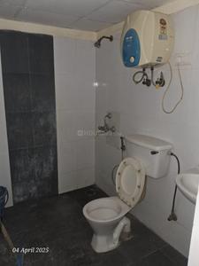 Bathroom Image of 1680 Sq.ft 3 BHK Apartment / Flat for sale in  Foster Heights, Crossings Republik Ghaziabad for Rs. 8200000