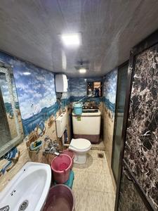 Bathroom Image of 575 Sq.ft 1 BHK Apartment / Flat for sale in GHP Powai Vihar Complex, Powai Mumbai for Rs. 14000000