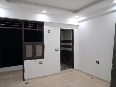 Bedroom Image of 1050 Sq.ft 2 BHK Apartment / Flat for sale in Sector 101 Noida for Rs. 4500000