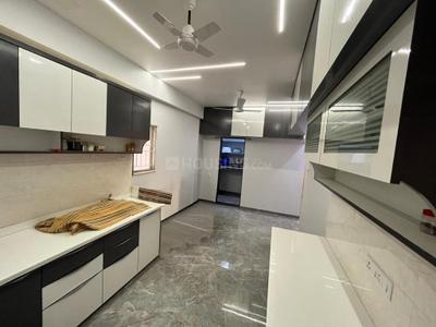 Kitchen Image of 1150 Sq.ft 3 BHK Apartment / Flat for rent in Sunpharma Road Vadodara for Rs. 25000