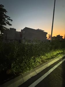 Image of 1690 Sq.ft Residential Plot / Land for sale in Sector 76, Faridabad for Rs. 34500000