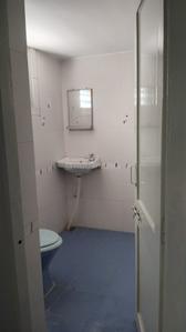 Bathroom Image of 2500 Sq.ft 4 BHK Independent House for rent in Vallabh Vidhyanagar Anand for Rs. 35000