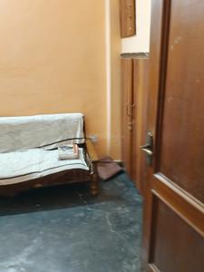 Bedroom Image of 950 Sq.ft 3 BHK Builder Floor for sale in Aya Nagar New Delhi for Rs. 6500000