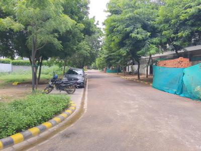 Image of 612 Sq.ft Residential Plot / Land for sale in DLF Alameda, Sector 73, Gurgaon for Rs. 198900000