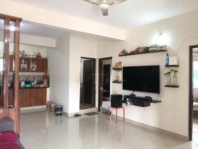 Living Room Image of 850 Sq.ft 2 BHK Apartment / Flat for rent in K R Puram Bengaluru for Rs. 21000