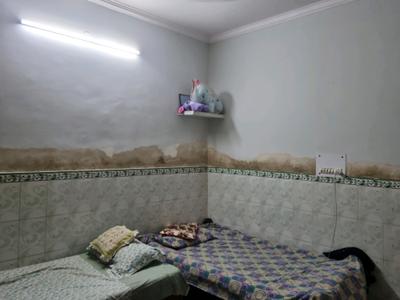 Bedroom Image of 600 Sq.ft 1 BHK Independent House for sale in Dwarka Mor New Delhi for Rs. 10000000