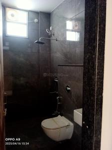 Bathroom Image of 1000 Sq.ft 2 BHK Apartment / Flat for rent in Nehru Nagar Bilaspur for Rs. 14000