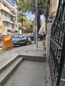Balcony Image of 750 Sq.ft 2 BHK Apartment / Flat for sale in Vasant Enclave, Vasant Vihar New Delhi for Rs. 16500000