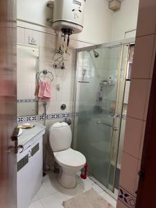 Bathroom Image of 1600 Sq.ft 2.5 BHK Penthouse for rent in Cooke Town Bengaluru for Rs. 76000