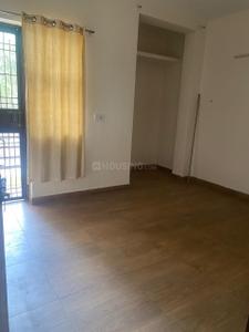 Bedroom Image of 900 Sq.ft 1 BHK Independent House for rent in Unitech The Palms, Sector 41 Gurgaon for Rs. 25000