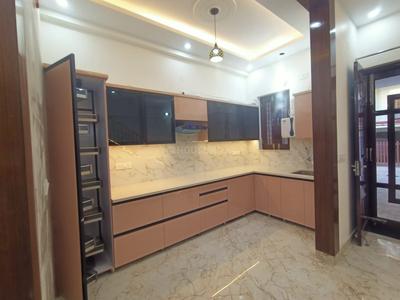 Kitchen Image of 2400 Sq.ft 3 BHK Duplex for sale in Danda Khudanewala Dehradun for Rs. 16500000