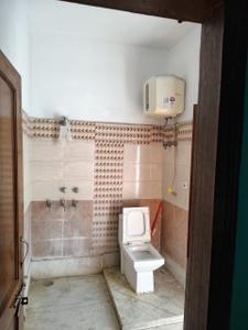 Bathroom Image of 750 Sq.ft 1 BHK Independent House for rent in Delta II Greater Noida for Rs. 15000