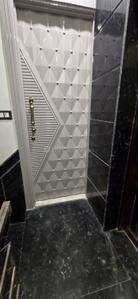 Bathroom Image of 1200 Sq.ft 3 BHK Builder Floor for rent in Swaraj Homes Gagan Vihar The Aviation Employees CGHS, Gagan Vihar New Delhi for Rs. 40000