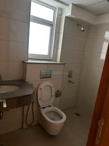 Image of 1545 Sq.ft 3 BHK Apartment / Flat for rent in Godrej Woods, Sector 43, Noida for Rs. 75000