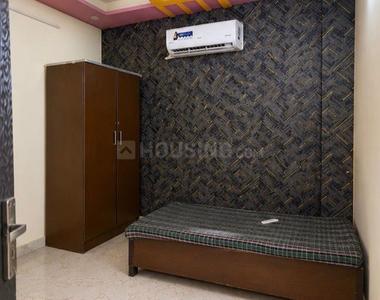 Bedroom Image of 900 Sq.ft 3 BHK Builder Floor for rent in RWA Vipin Garden, Uttam Nagar New Delhi for Rs. 20000