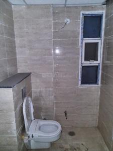 Bathroom Image of 1002 Sq.ft 2 BHK Apartment / Flat for sale in Vrindavan Yojana Lucknow for Rs. 5700000