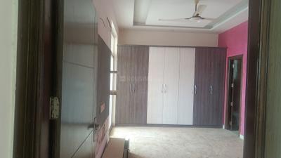 Bedroom Image of 4000 Sq.ft 3.5 BHK Penthouse for sale in Amrapali Silicon City, Sector 76 Noida for Rs. 25000000
