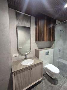 Bathroom Image of 4800 Sq.ft 4.5 BHK Apartment / Flat for rent in Alkapuri Vadodara for Rs. 250000