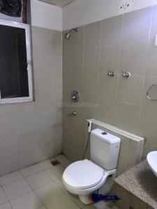 Bathroom Image of 1500 Sq.ft 3 BHK Apartment / Flat for sale in Shapoorji Pallonji JoyVille, Sector 102 Gurgaon for Rs. 29000000