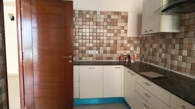 Kitchen Image of 2100 Sq.ft 2 BHK Apartment / Flat for rent in Jaypee The Kalypso Court, Sector 128 Noida for Rs. 55000