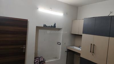 Bedroom Image of 880 Sq.ft 1 BHK Builder Floor for rent in Alambagh Lucknow for Rs. 12000