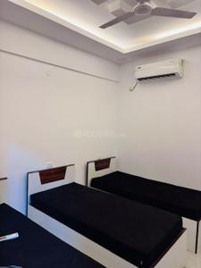 Bedroom Image of KJR Signature PG For Men in Karapakkam, Chennai