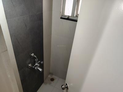Bathroom Image of 650 Sq.ft 1 BHK Apartment / Flat for rent in Godrej Horizon, Mohammed Wadi Pune for Rs. 18000