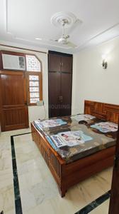 Bedroom Image of 1200 Sq.ft 3 BHK Builder Floor for rent in Swaraj Homes RWA Sant Nagar, Sant Nagar New Delhi for Rs. 60000