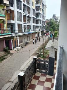 Balcony Image of 1300 Sq.ft 3 BHK Apartment / Flat for rent in Chinar Park Kolkata for Rs. 20000