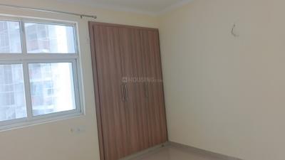 Bedroom Image of 1200 Sq.ft 2 BHK Apartment / Flat for rent in Assotech The Nest, Crossings Republik Ghaziabad for Rs. 18500