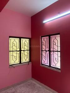 Living Room Image of 950 Sq.ft 3 BHK Apartment / Flat for rent in Kamdahari Kolkata for Rs. 17000