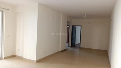 Living Room Image of 1750 Sq.ft 3 BHK Apartment / Flat for rent in Orris Greenopolis, Sector 89 Gurgaon for Rs. 33000