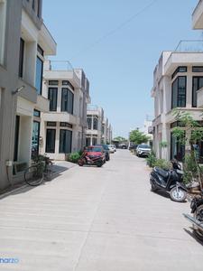 Image of 2200 Sq.ft 4 BHK Independent House for sale in Adalaj, Gandhinagar for Rs. 22000000