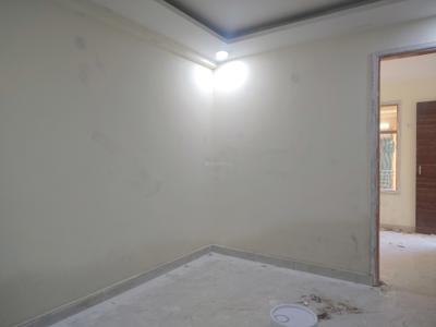 Living Room Image of 700 Sq.ft 2 BHK Apartment / Flat for sale in Sangam Vihar New Delhi for Rs. 4000000