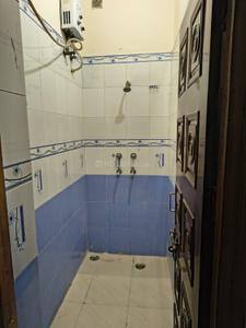 Bathroom Image of 900 Sq.ft 2 BHK Independent House for rent in Civil Lines South Muzaffarnagar for Rs. 10000