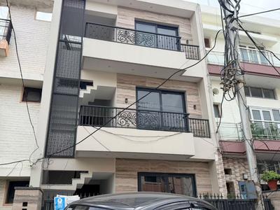 Image of 1521 Sq.ft 6 BHK Independent House for sale in Sector 35, Chandigarh for Rs. 60000000