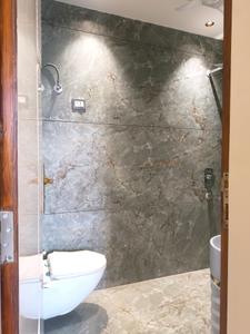 Common Bathroom Image of 2400 Sq.ft 5 BHK Builder Floor for sale in Nikunj Ultra Luxury Floors, Indirapuram Ghaziabad for Rs. 40000000
