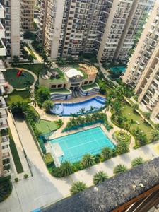Image of 2497 Sq.ft 4 BHK Apartment / Flat for rent in Indosam 75, Sector 75, Noida for Rs. 60000
