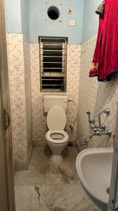 Bathroom Image of 525 Sq.ft 1 BHK Builder Floor for sale in Aurobindo Park Kolkata for Rs. 2500000