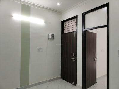 Living Room Image of 750 Sq.ft 2 BHK Apartment / Flat for sale in CI Golf City, Kambakshpur Noida for Rs. 3083200